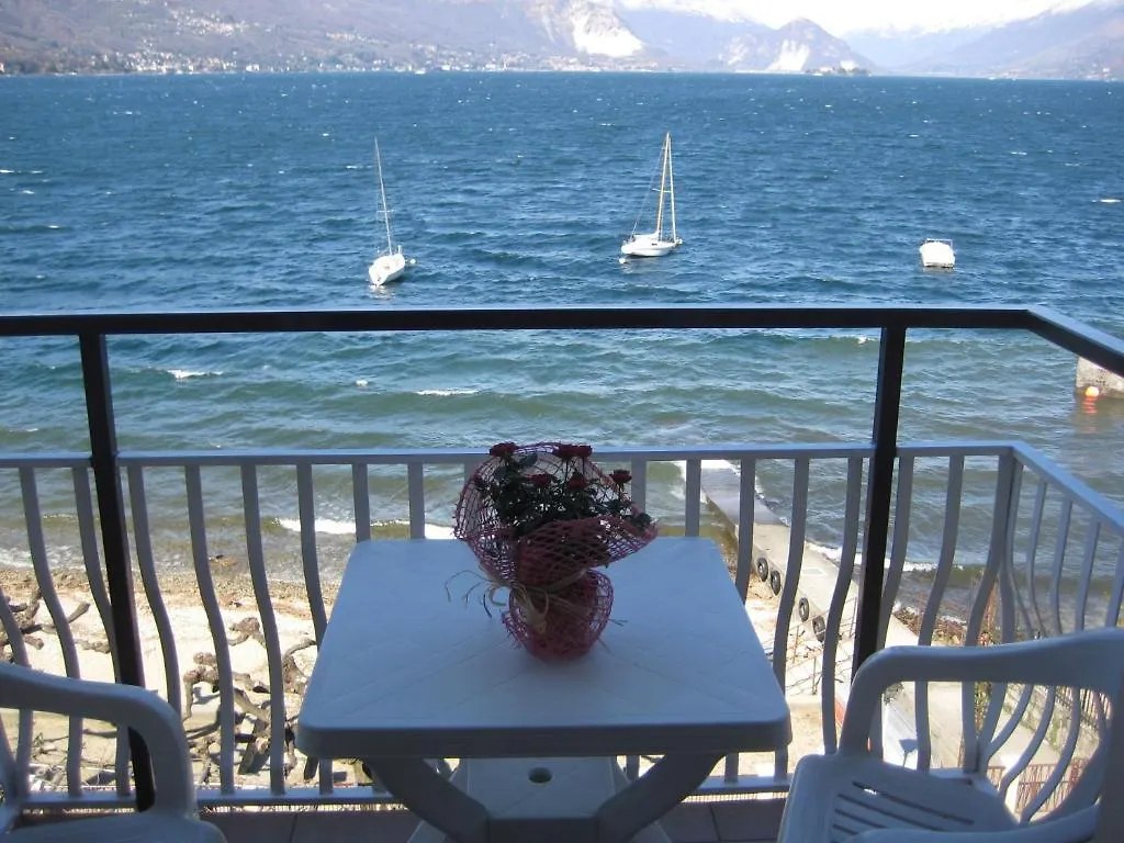 Albergo Riva Reno Di Leggiuno Hotel