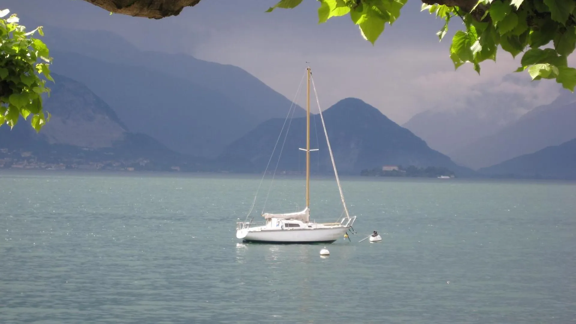 Albergo Riva Reno Di Leggiuno Hotel