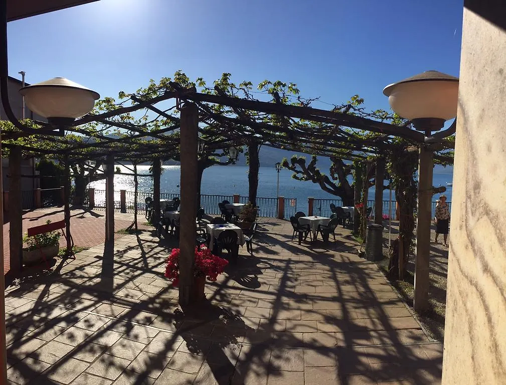 Albergo Riva Reno Di Leggiuno Hotel