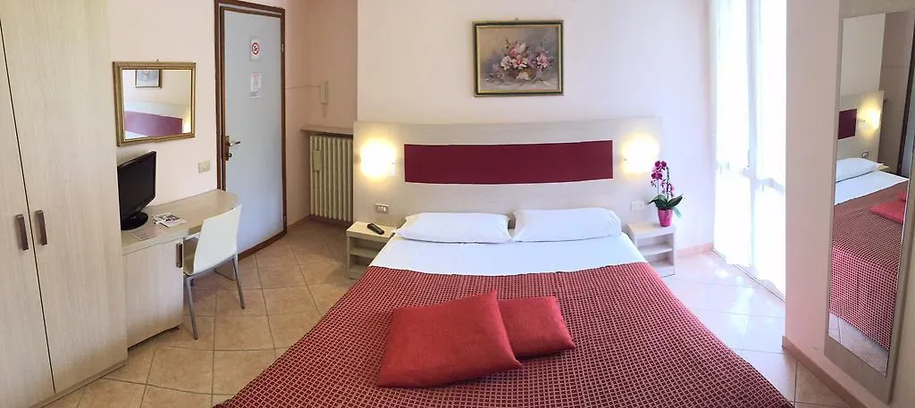 Albergo Riva Reno Di Leggiuno 3*,