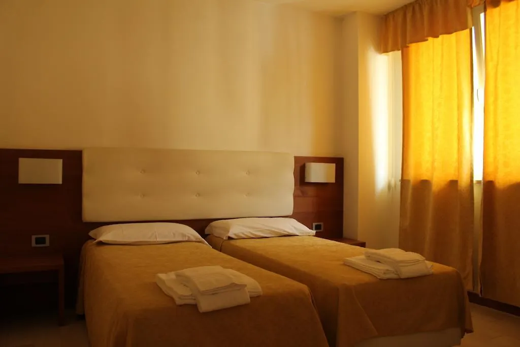 Albergo Riva Reno Di Leggiuno Italië